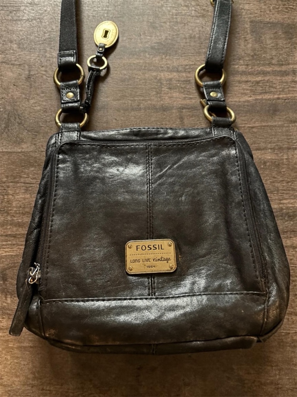 Fossil Long Live Vintage Leather Crossbody with Gold Hardware and Key Charm
